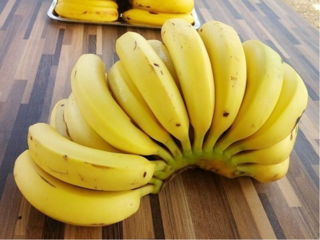 กล้วยหอม อัดแน่น 4 คุณค่าทางโภชนาการอาหารของผลไม้สีเหลือง